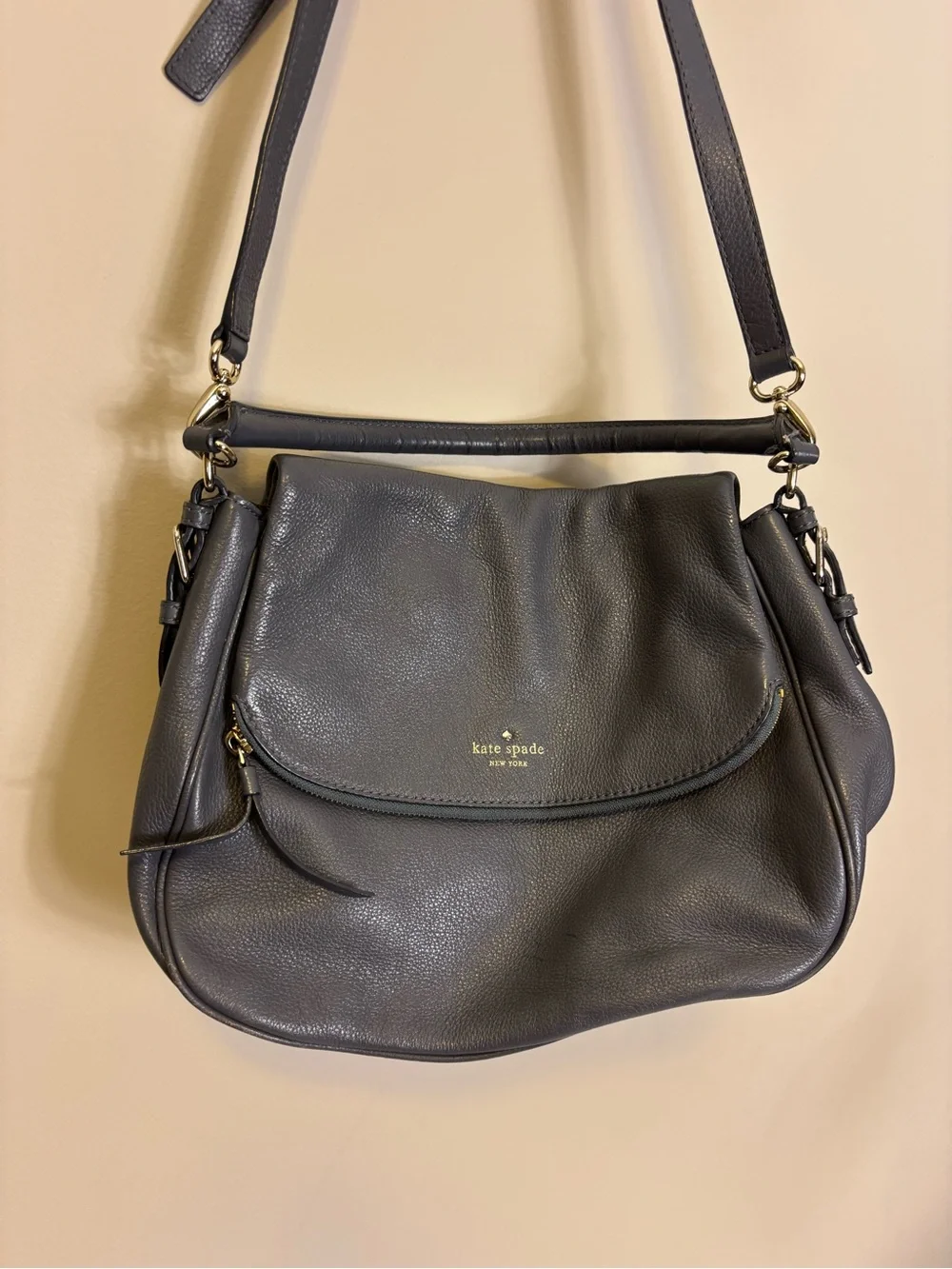 Kate Spade Pebbled Leather Shoulder Bag in Charcoal Grey Large Purse